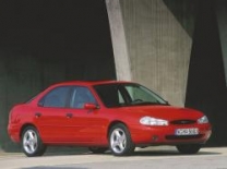  Ford Mondeo II Hatchback 