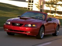  Ford Mustang IV Convertible 