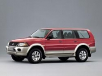  Mitsubishi Pajero Sport 