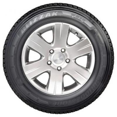  Bridgestone Blizzak W810